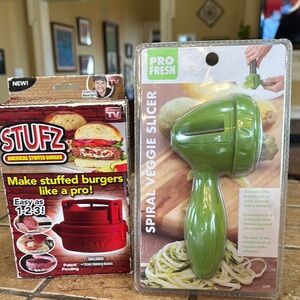 Green Spiral Veggie Slicer & STUFZ- make stuffed burgers like a pro